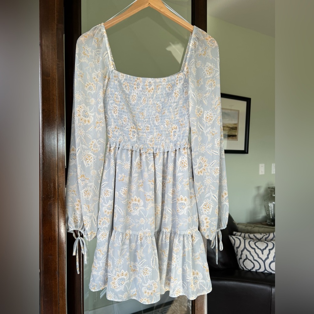 Floral dress size xs - NWT
